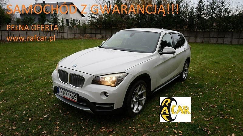 Biały Używany 2013 BMW X1 xLine SUV | 39 999 zł (Uczciwa cena) - Obraz 1/4