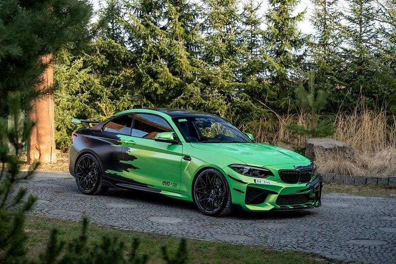 Czarny (metalik) Używany 2017 BMW M2 M Performance Coupe | 249 777 zł - Obraz 1/4