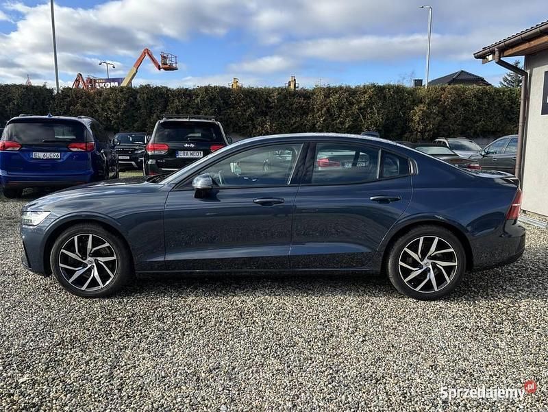 Używany Volvo S60 2025 Szary Sedan/Limuzyna