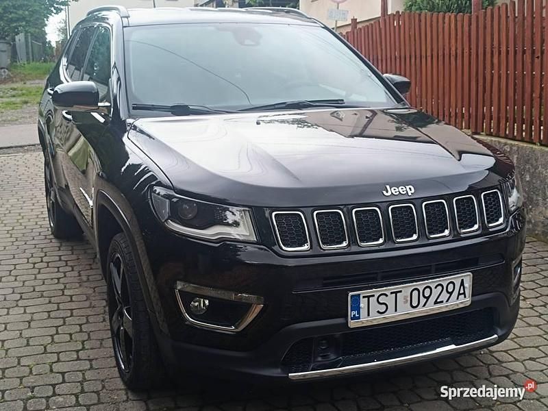 Używany Jeep Compass Limited 2018 Czarny SUV