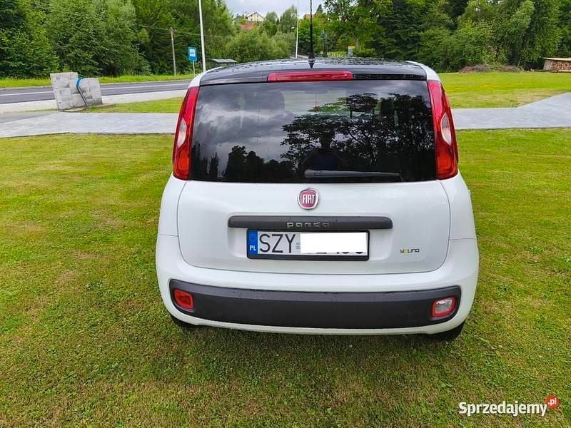 Używany 2014 Fiat Panda Young Hatchback | 18 900 zł - Obraz 1/4