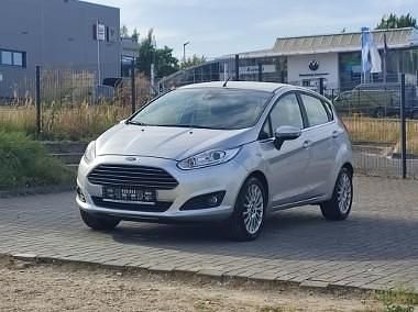 Srebrny Używany 2014 Ford Fiesta Titanium Hatchback | 21 900 zł (Uczciwa cena) - Obraz 1/4