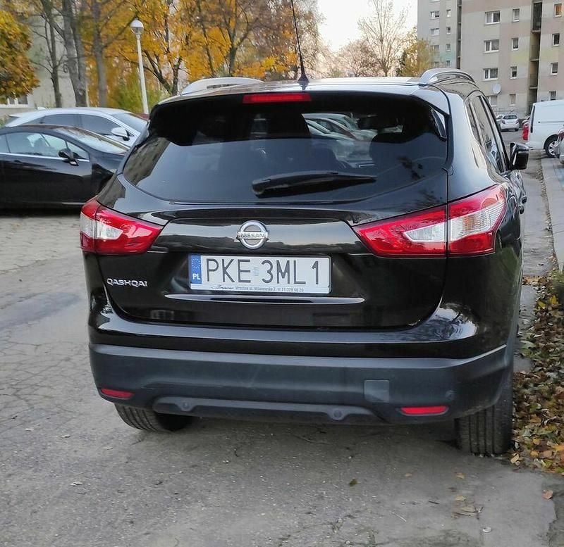 Używany Nissan Qashqai 163 KM (119 kW) 2016 Czarny SUV