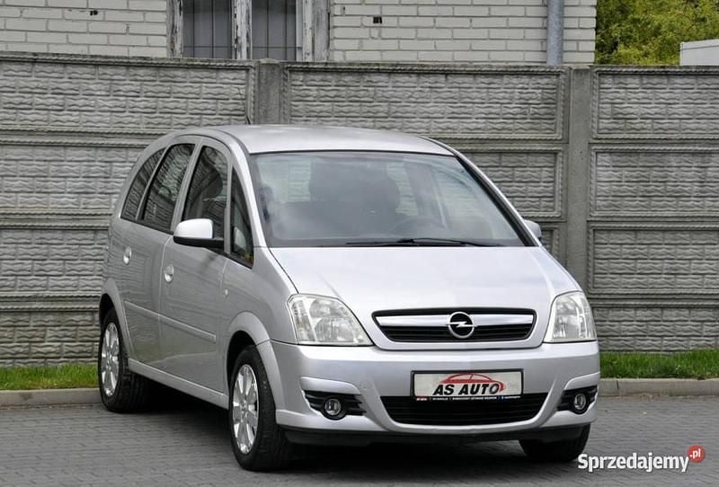 Srebrny (metalik) Używany 2008 Opel Meriva Enjoy Minivan | 11 900 zł (Uczciwa cena) - Obraz 1/4