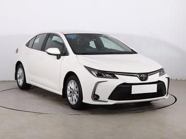 Biały Używany 2022 Toyota Corolla Sedan/Limuzyna | 65 999 zł (Dobra cena) - Obraz 1/4