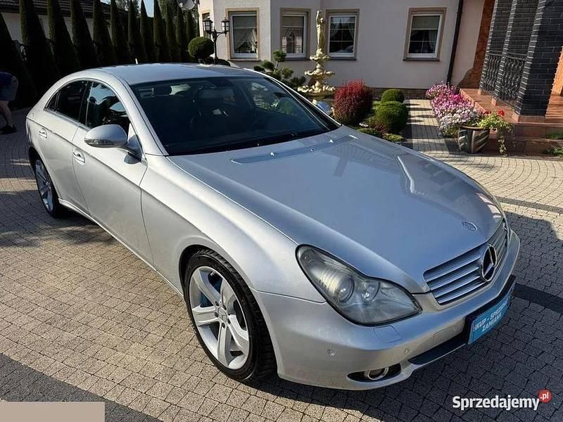 Srebrny Używany 2007 Mercedes CLS320 Sedan/Limuzyna | 29 900 zł - Obraz 1/4