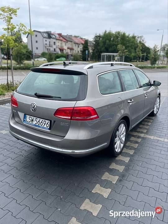 Używany 2013 VW Passat Kombi | 26 900 zł (Uczciwa cena) - Obraz 1/4