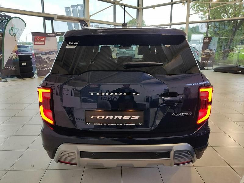 Używany Ssangyong (KGM) Torres 163 KM (119 kW) 2023 Niebieski ciemny (metalik) SUV