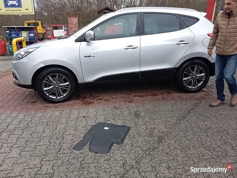 Używany Hyundai ix35 2015 Srebrny SUV