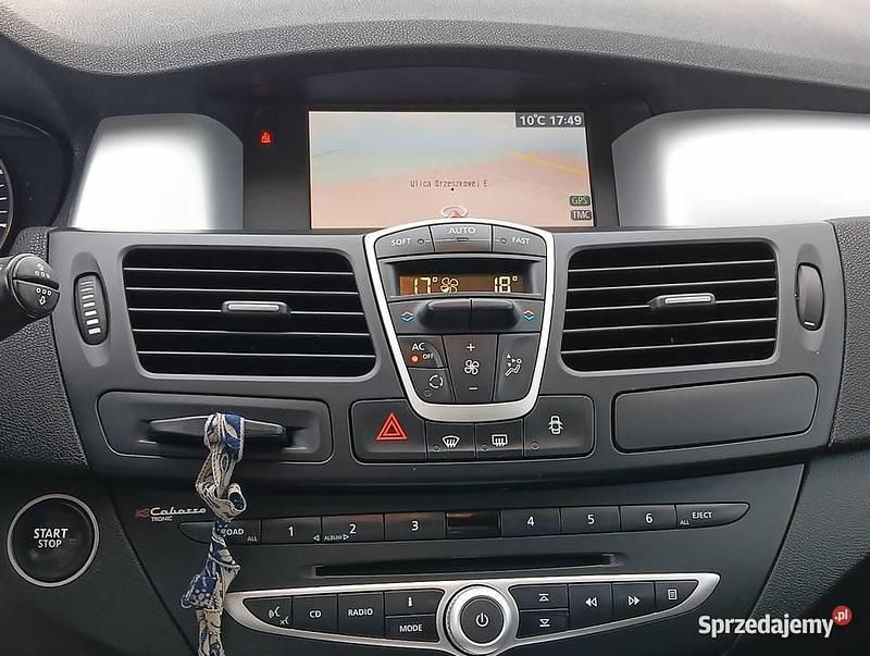 Używany Renault Laguna III 140 KM (102 kW) 2009 Biały Kombi