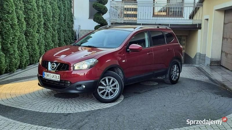 Używany Nissan Qashqai +2 150 KM (110 kW) 2011 Bordowy (metalik) SUV