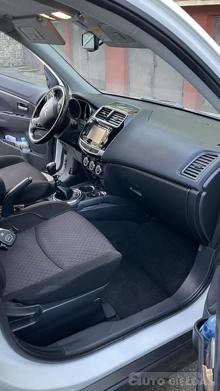 Używany Mitsubishi ASX 2016 Biały SUV