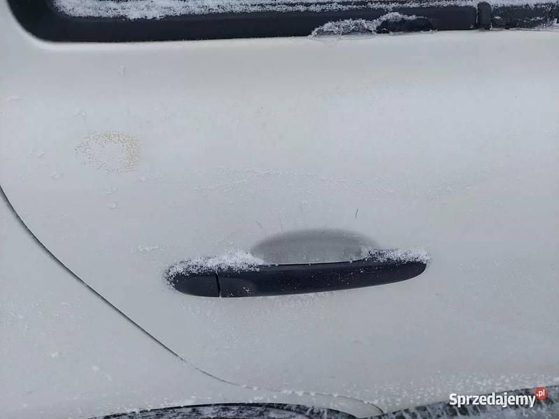 Biały Używany 2015 Nissan Micra Hatchback | 17 500 zł (Dobra cena) - Obraz 1/4