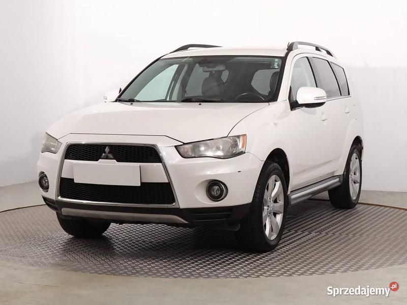 Używany Mitsubishi Outlander 2010 Biały SUV