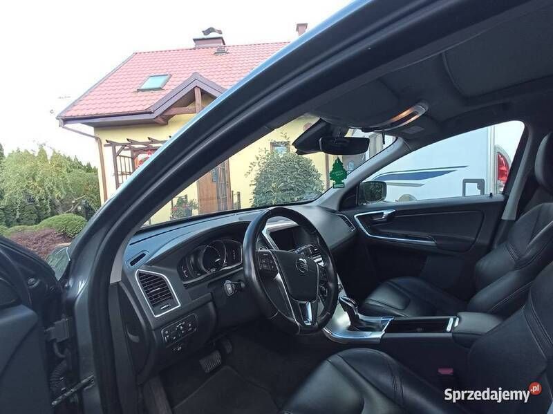 Używany Volvo XC60 2016 Szary SUV