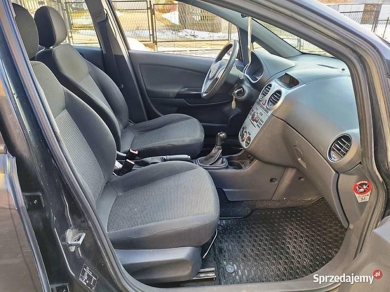 Czarny Używany 2013 Opel Corsa Hatchback | 9500 zł (Super Cena) - Obraz 1/4