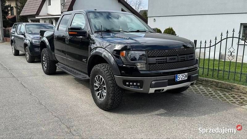 Czarny Używany 2013 Ford F-150 Raptor Pickup | 146 000 zł - Obraz 1/4