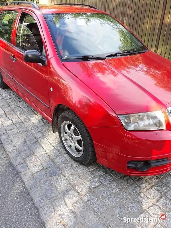 Czerwony Używany 2006 Skoda Fabia Kombi | 6300 zł - Obraz 1/4
