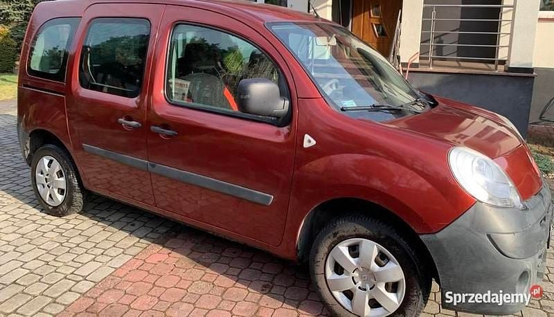 Używany Renault Kangoo 2009 Bordowy Minivan