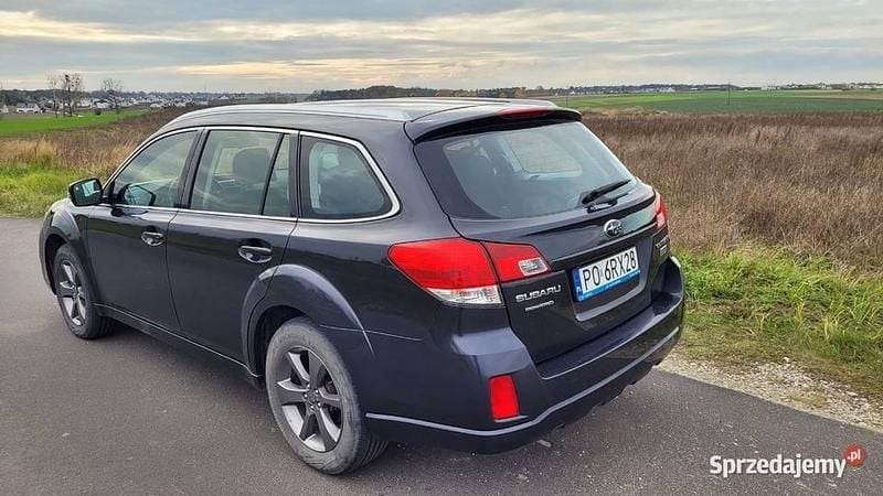 Używany Subaru Outback 2014 Grafitowy Kombi
