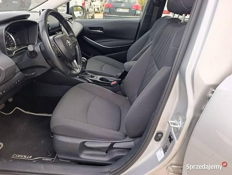 Używany Toyota Corolla Comfort 122 KM (89 kW) 2021 Sedan/Limuzyna