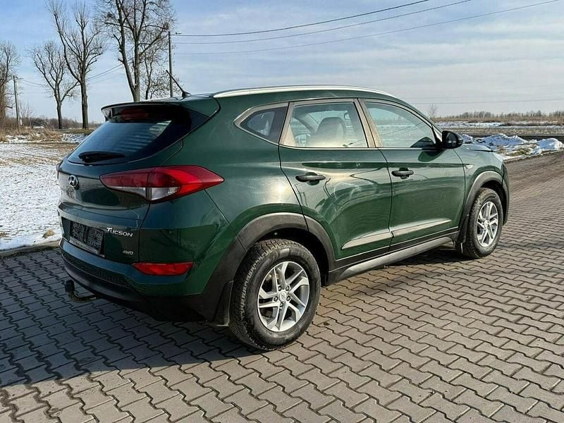 Używany Hyundai Tucson Style 136 KM (100 kW) 2017 Zielony ciemny SUV