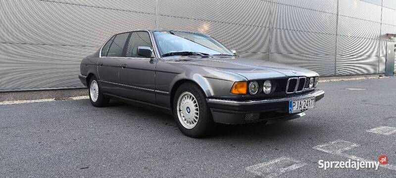 Szary Używany 1989 BMW 735 Sedan/Limuzyna | 23 900 zł - Obraz 1/4