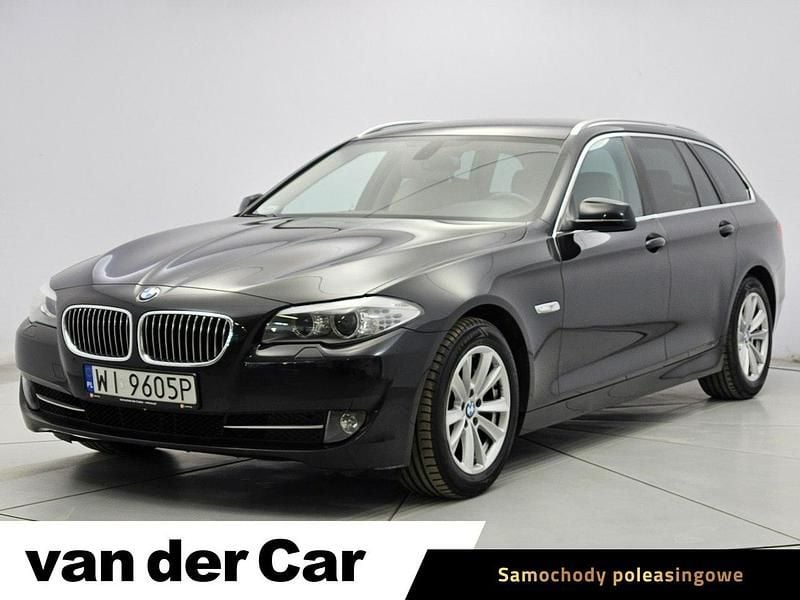 Czarny Używany 2011 BMW 530 Kombi | 59 900 zł (Uczciwa cena) - Obraz 1/4
