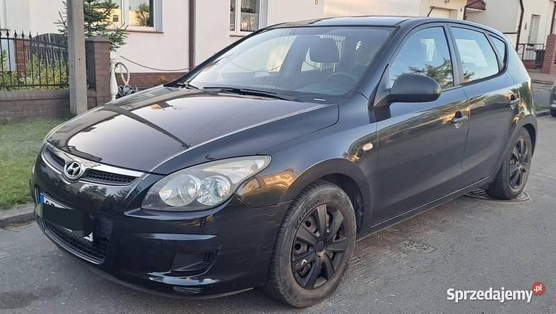 Czarny Używany 2009 Hyundai i30 Hatchback | 4500 zł - Obraz 1/4