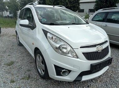 Inny kolor Używany 2011 Chevrolet Spark Hatchback | 13 900 zł (Uczciwa cena) - Obraz 1/4