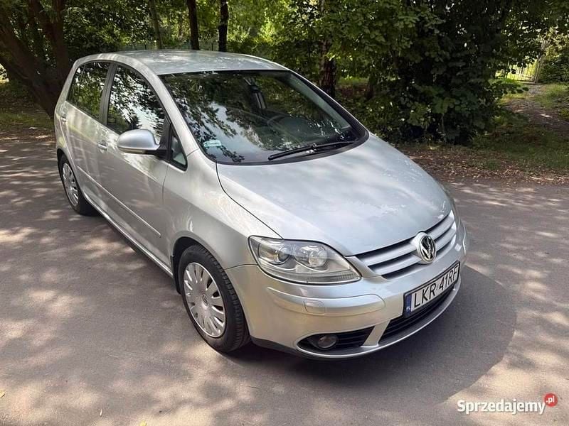Srebrny Używany 2007 VW Golf Plus Cross Minivan | 9900 zł (Dobra cena) - Obraz 1/4