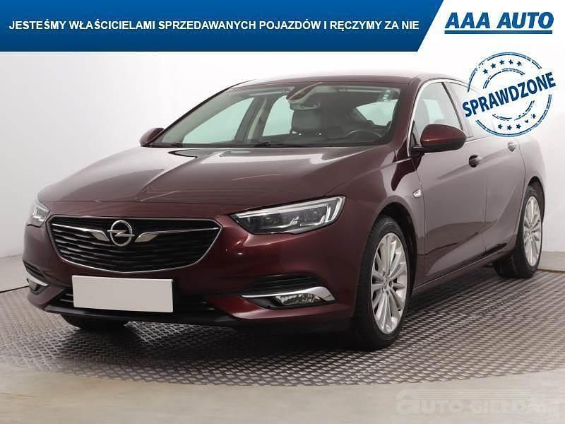 Używany Opel Insignia 2018 Brązowy