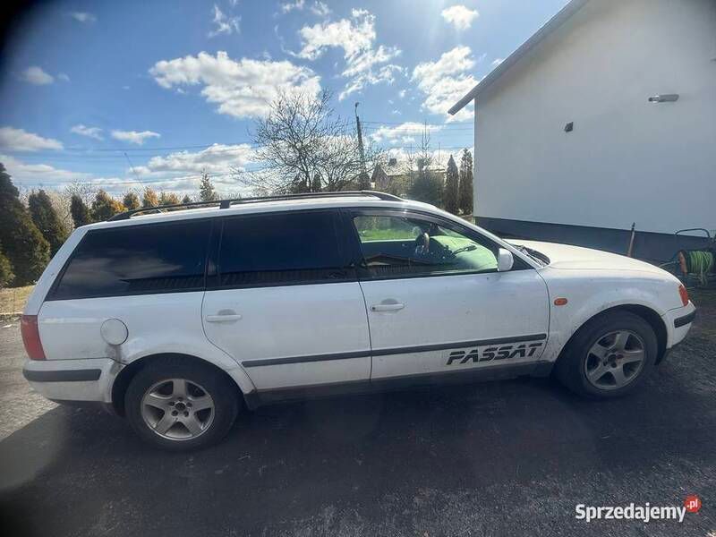Używany VW Passat 1999 Biały Kombi