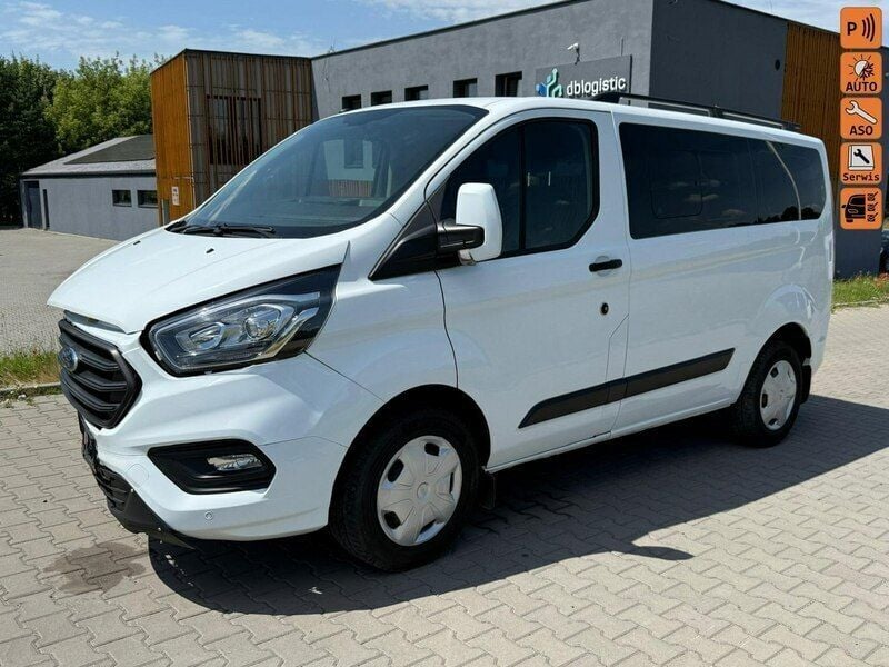 Biały (metalik) Używany 2018 Ford Transit Custom Minivan | 38 900 zł - Obraz 1/4