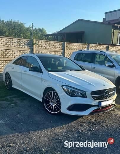 Używany 2017 Mercedes CLA250 AMG line Sedan/Limuzyna | 84 999 zł (Drogi) - Obraz 1/4