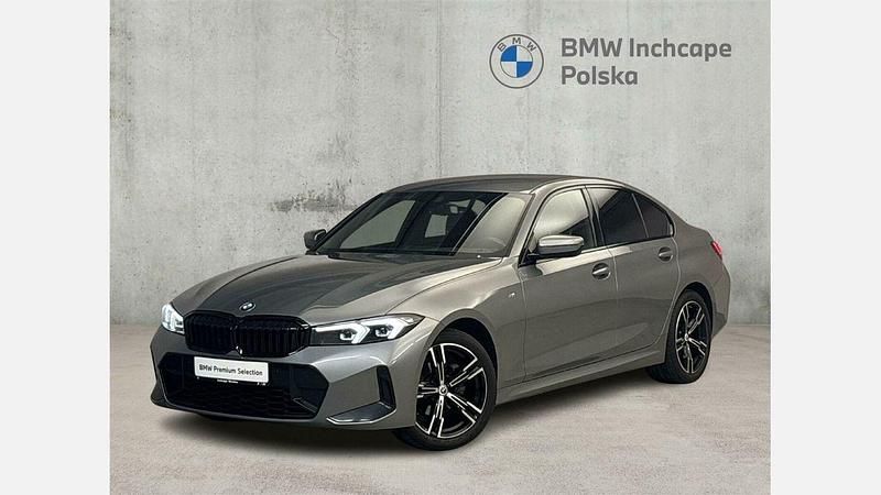 Szary skyscraper m metalizowany Używany 2022 BMW 318 Shadowline Sedan/Limuzyna | 159 900 zł (Drogi) - Obraz 1/3