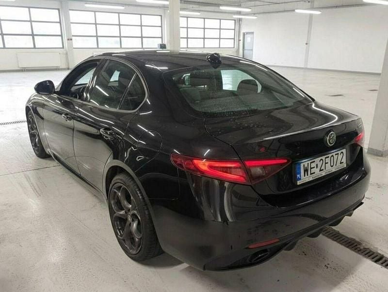 Używany Alfa Romeo Giulia Veloce 280 KM (205 kW) 2020 Czarny (metalik) Sedan/Limuzyna