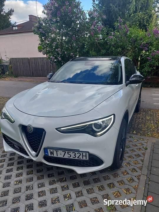 Używany Alfa Romeo Stelvio 280 KM (205 kW) 2019 Biały SUV