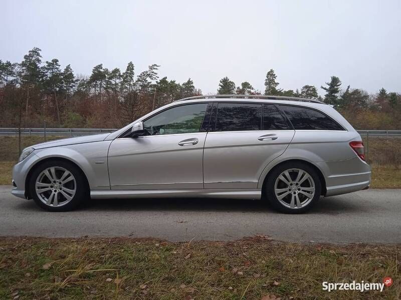 Używany 2008 Mercedes C320 AMG | 26 900 zł - Obraz 1/4
