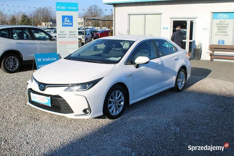Biały Używany 2021 Toyota Corolla Comfort Sedan/Limuzyna | 60 813 zł (Super Cena) - Obraz 1/4