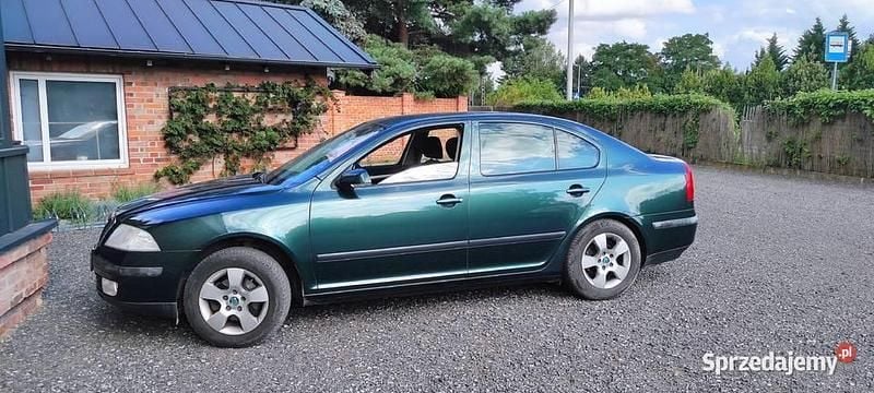 Zielony Używany 2007 Skoda Octavia Hatchback | 15 573 zł (Dość drogi) - Obraz 1/4