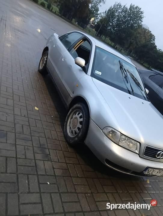 Używany 1998 Audi A4 | 800 zł (Dobra cena) - Obraz 1/3