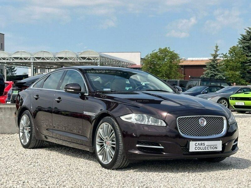 Używany Jaguar XJ 275 KM (202 kW) 2014 Inny (metalik) Sedan/Limuzyna