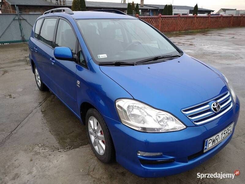 Niebieski Używany 2004 Toyota Avensis Verso Minivan | 28 900 zł - Obraz 1/4