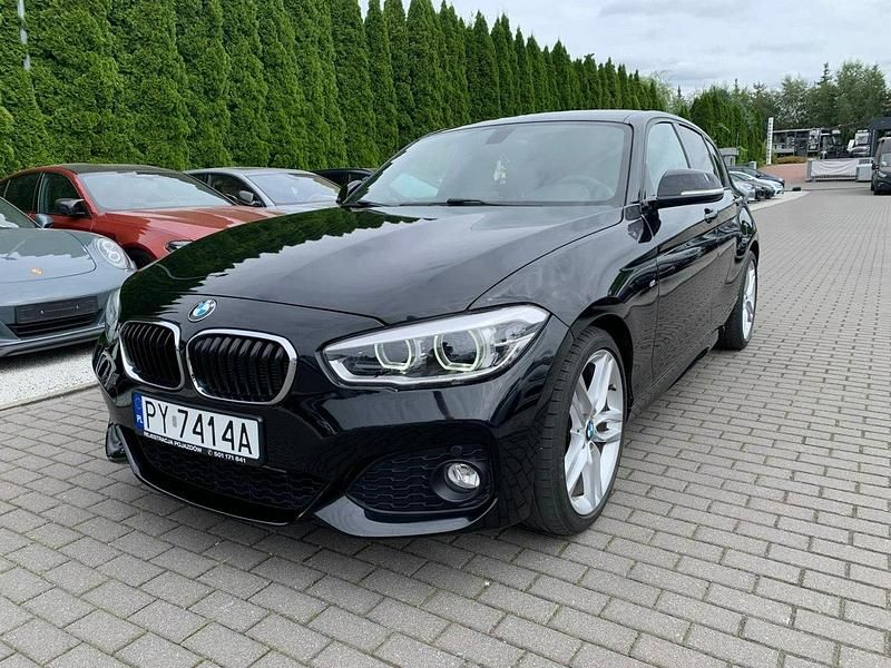 Czarny Używany 2016 BMW 116 M Sport Hatchback | 47 900 zł (Uczciwa cena) - Obraz 1/4