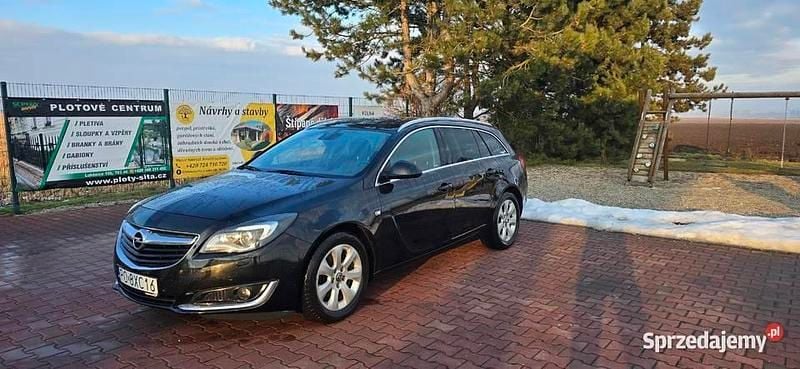 Używany Opel Insignia 170 KM (125 kW) 2016 Czarny Kombi