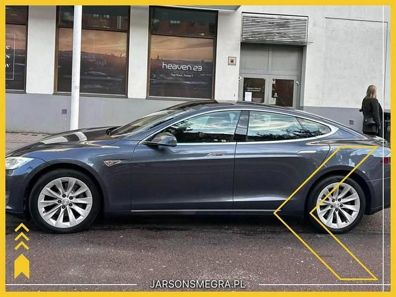 Używany Tesla Model S 278 kW (378 KM) 2014 Szary Hatchback