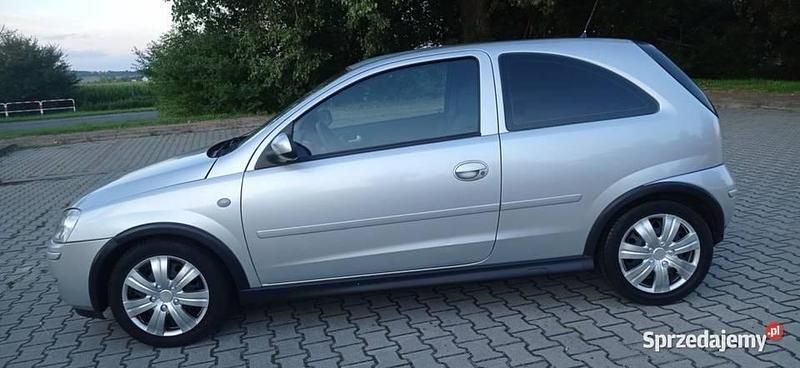 Srebrny Używany 2005 Opel Corsa Hatchback | 7500 zł (Uczciwa cena) - Obraz 1/4