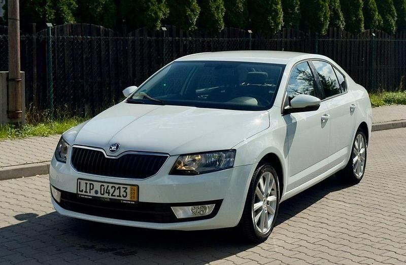 Biały Używany 2014 Skoda Octavia Sport Sedan/Limuzyna | 40 000 zł (Uczciwa cena) - Obraz 1/4