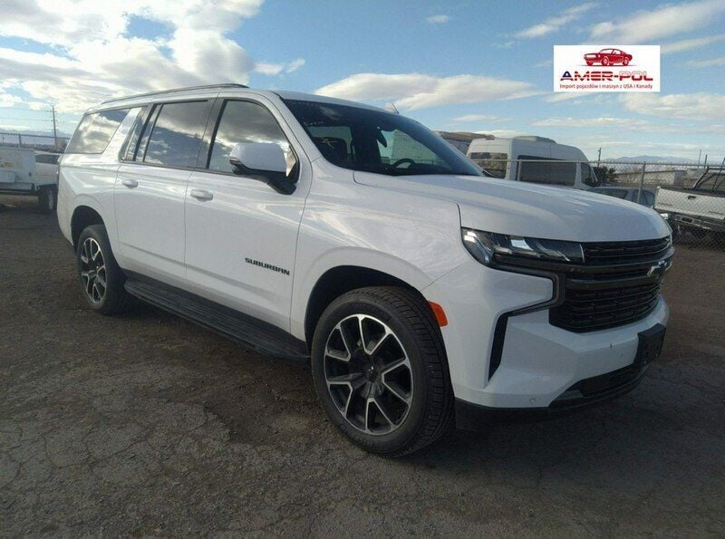 Używany Chevrolet Suburban 277 KM (203 kW) 2021 Biały SUV